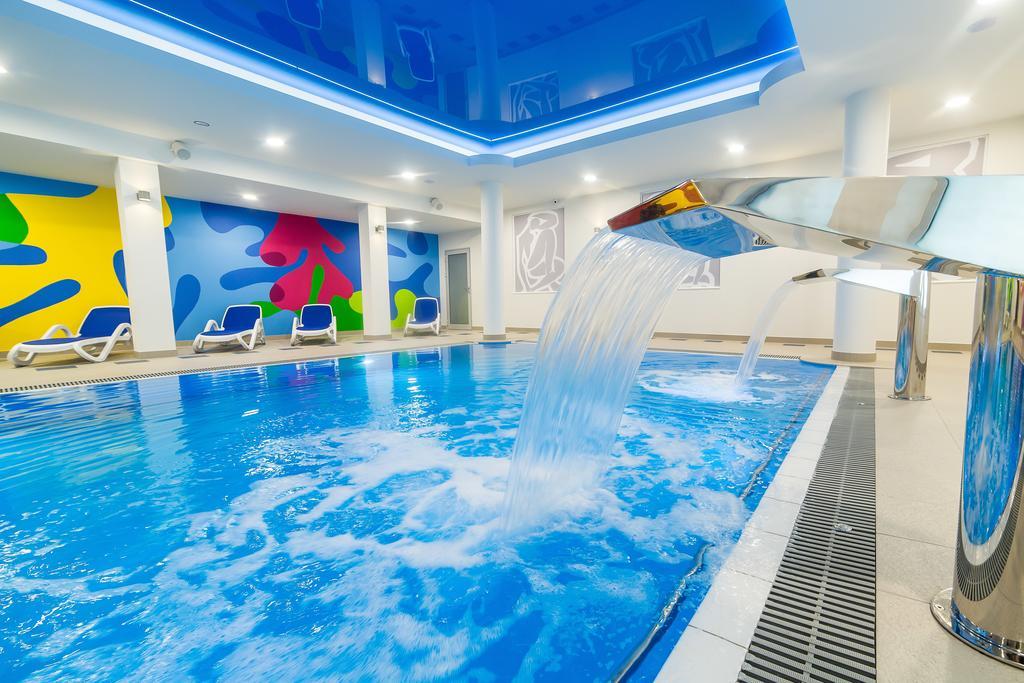 Hotel New Skanpol Kolobrzeg Bagian luar foto