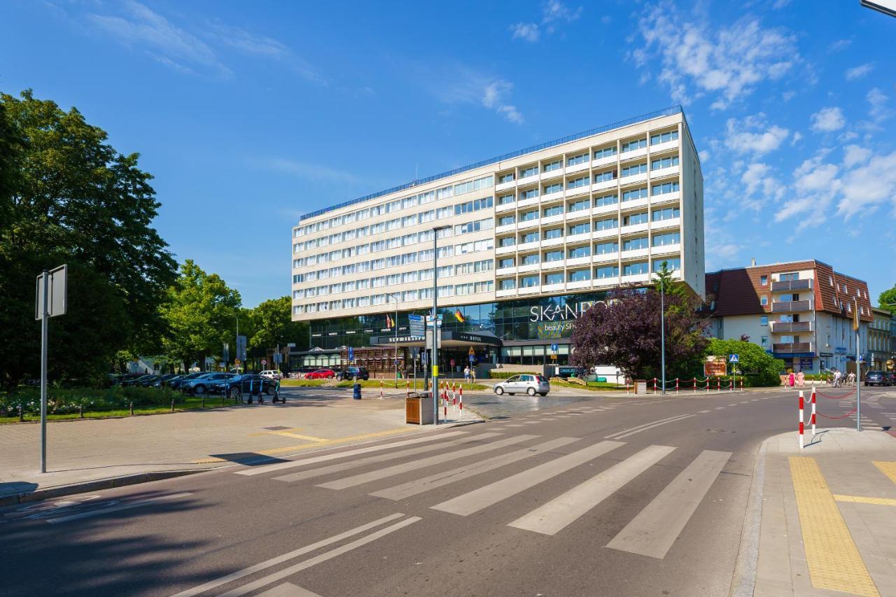 Hotel New Skanpol Kolobrzeg Bagian luar foto