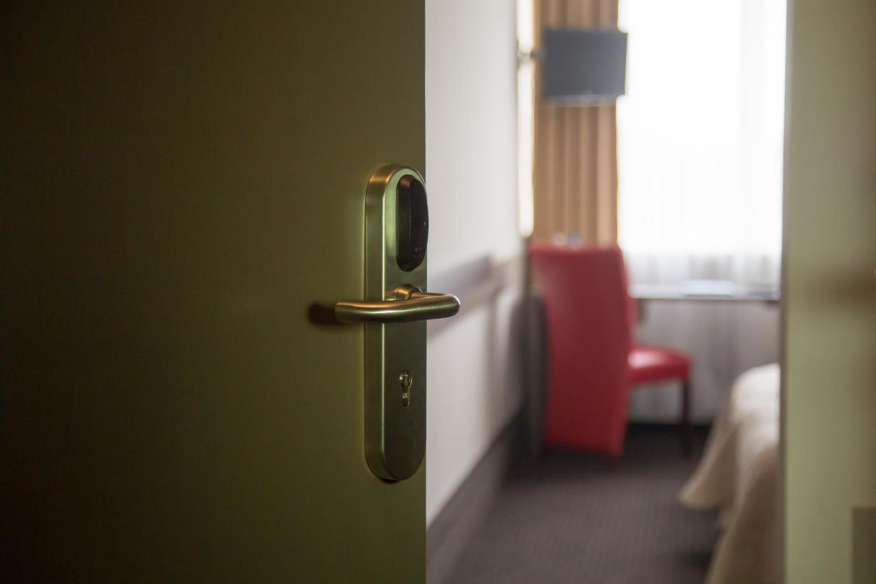 Hotel New Skanpol Kolobrzeg Bagian luar foto