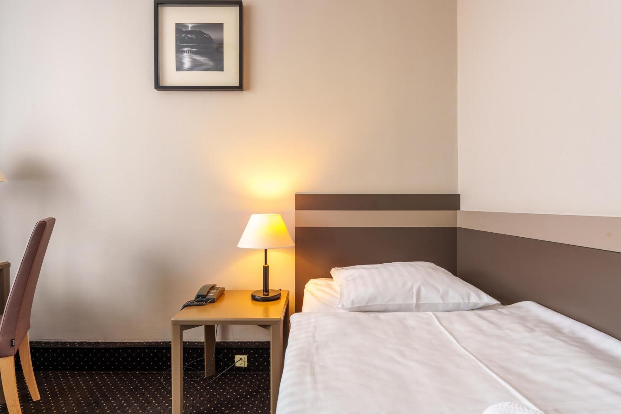 Hotel New Skanpol Kolobrzeg Bagian luar foto