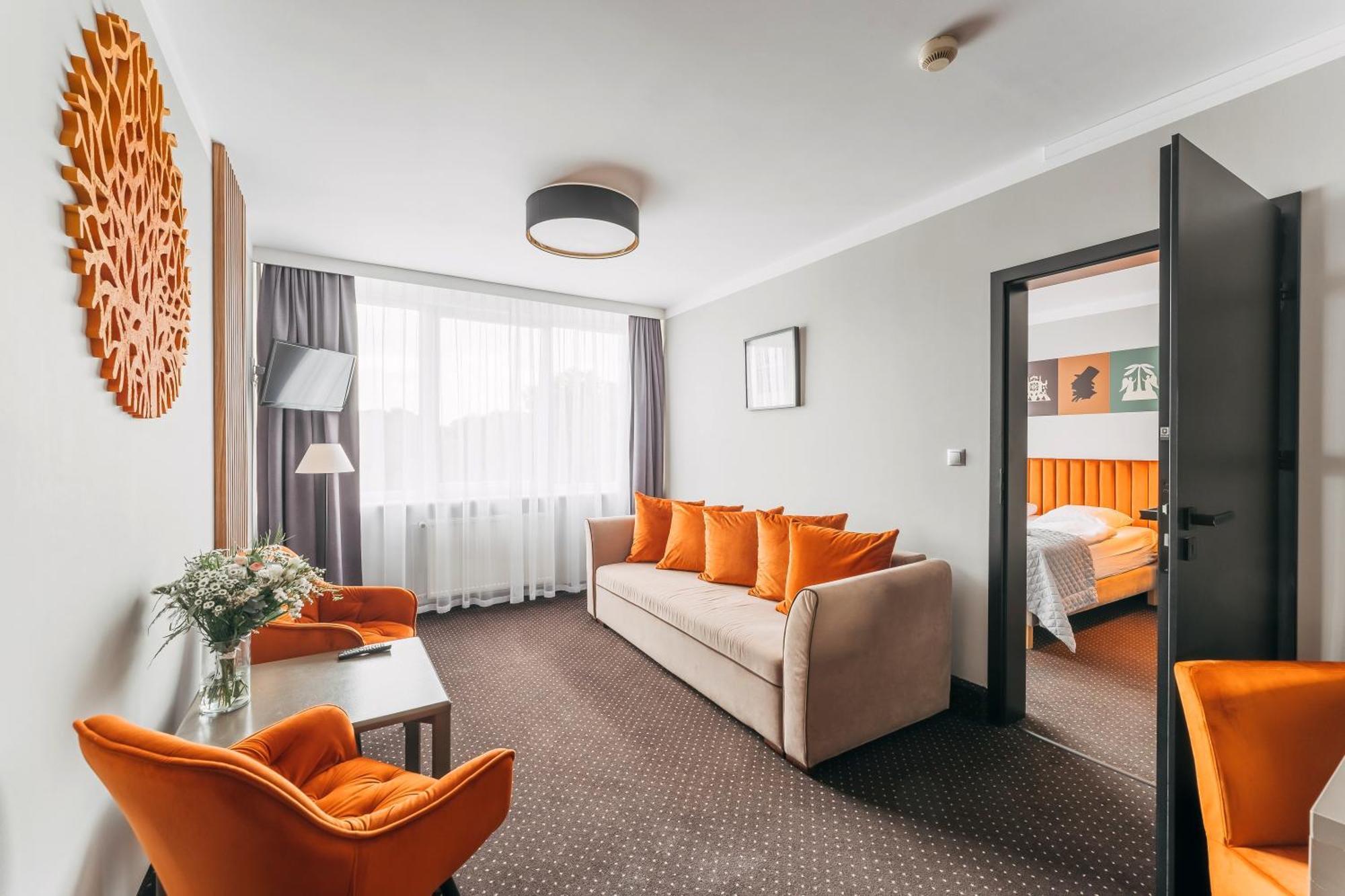 Hotel New Skanpol Kolobrzeg Bagian luar foto