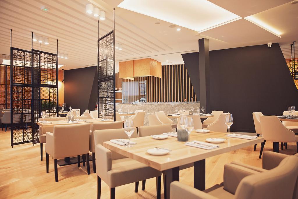 Hotel New Skanpol Kolobrzeg Bagian luar foto
