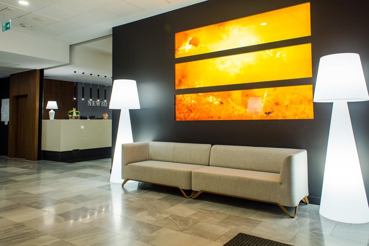 Hotel New Skanpol Kolobrzeg Bagian luar foto