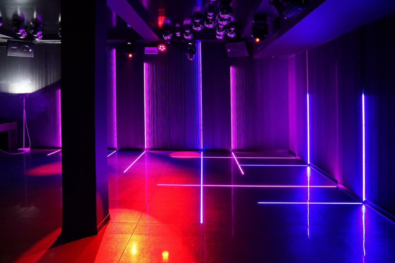 Hotel New Skanpol Kolobrzeg Bagian luar foto